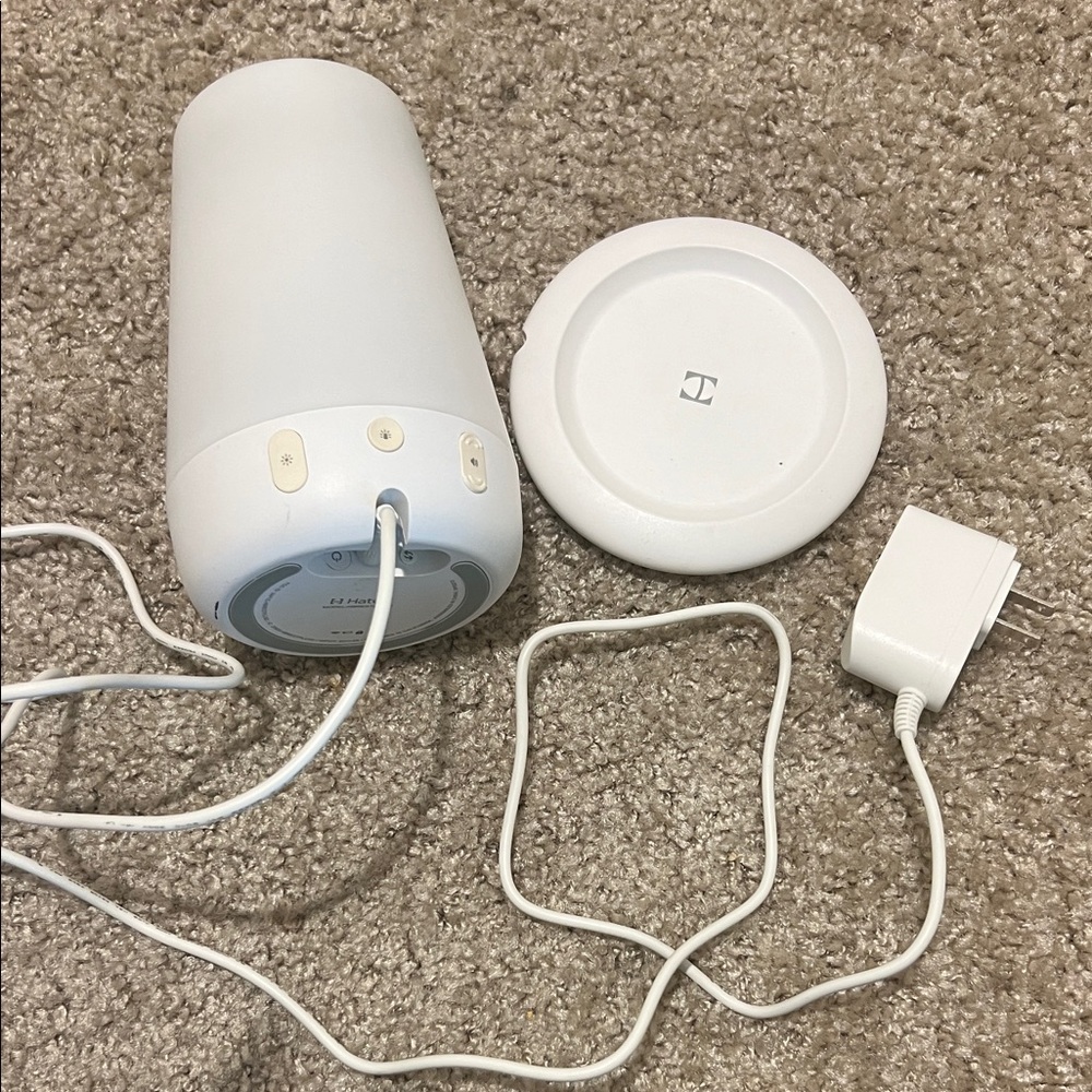 Hatch rest 2nd gen sound machine night light